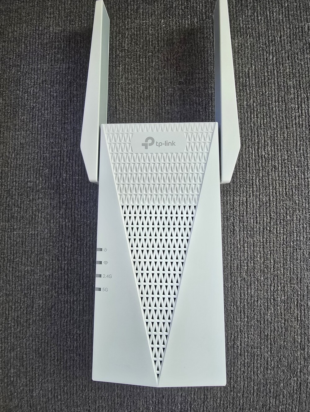 TP-Link White Wi-Fi Range Extender - Dual Band 2.4G/5G